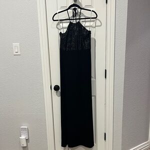 Elegant Maxi Black Halter Dress with Sequins